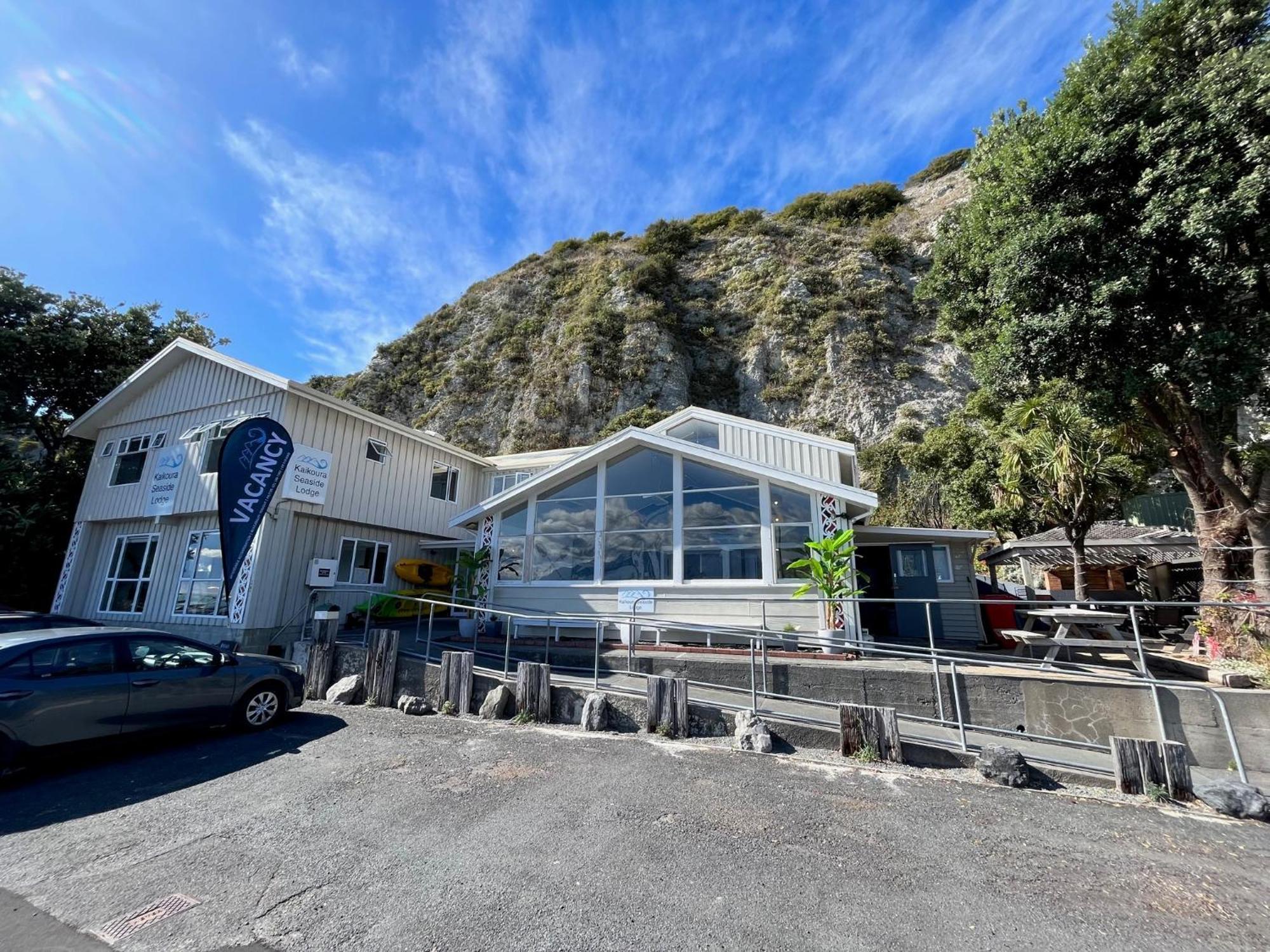 Kaikoura Seaside Lodge ภายนอก รูปภาพ