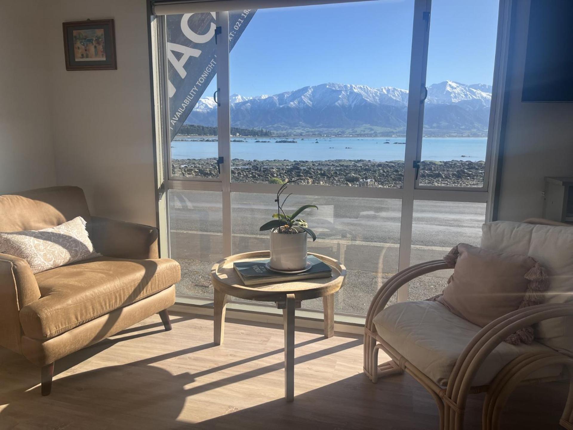 Kaikoura Seaside Lodge ภายนอก รูปภาพ