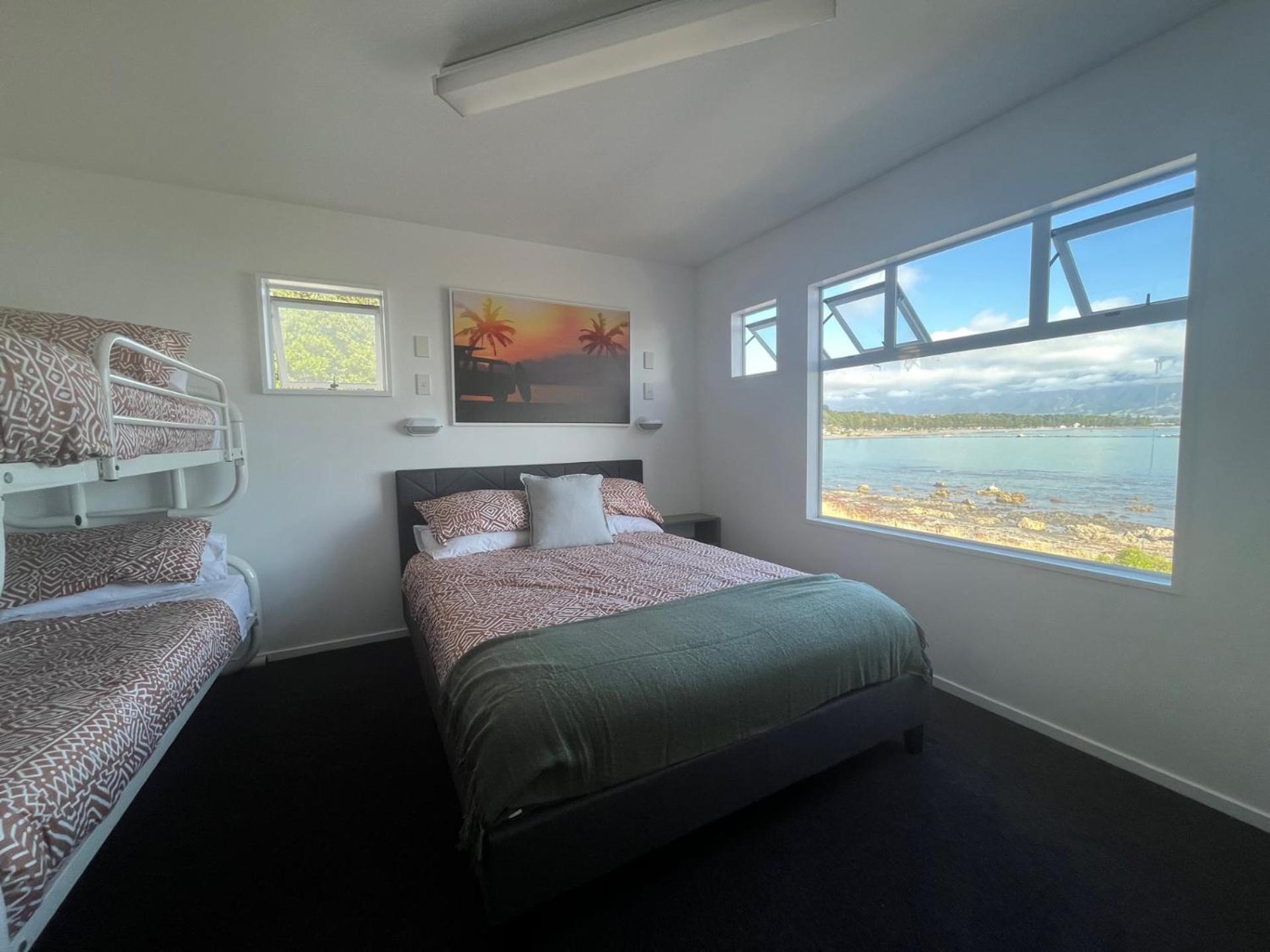 Kaikoura Seaside Lodge ภายนอก รูปภาพ