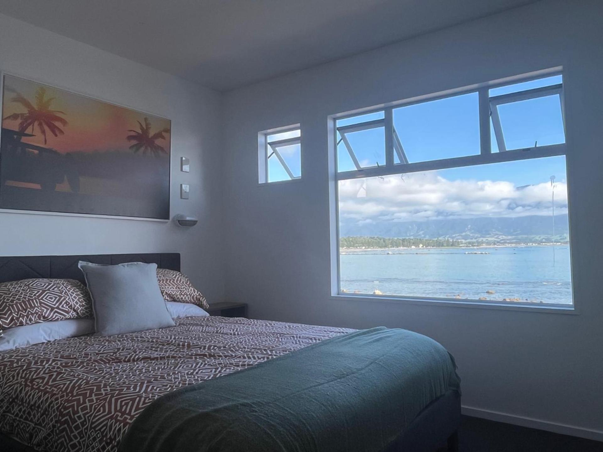 Kaikoura Seaside Lodge ภายนอก รูปภาพ
